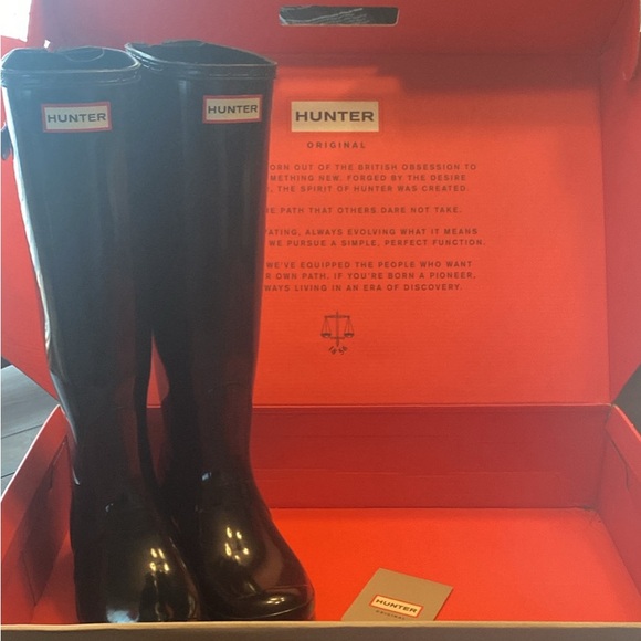 HUNTER back buckle gloss rain boots - Picture 1 of 4